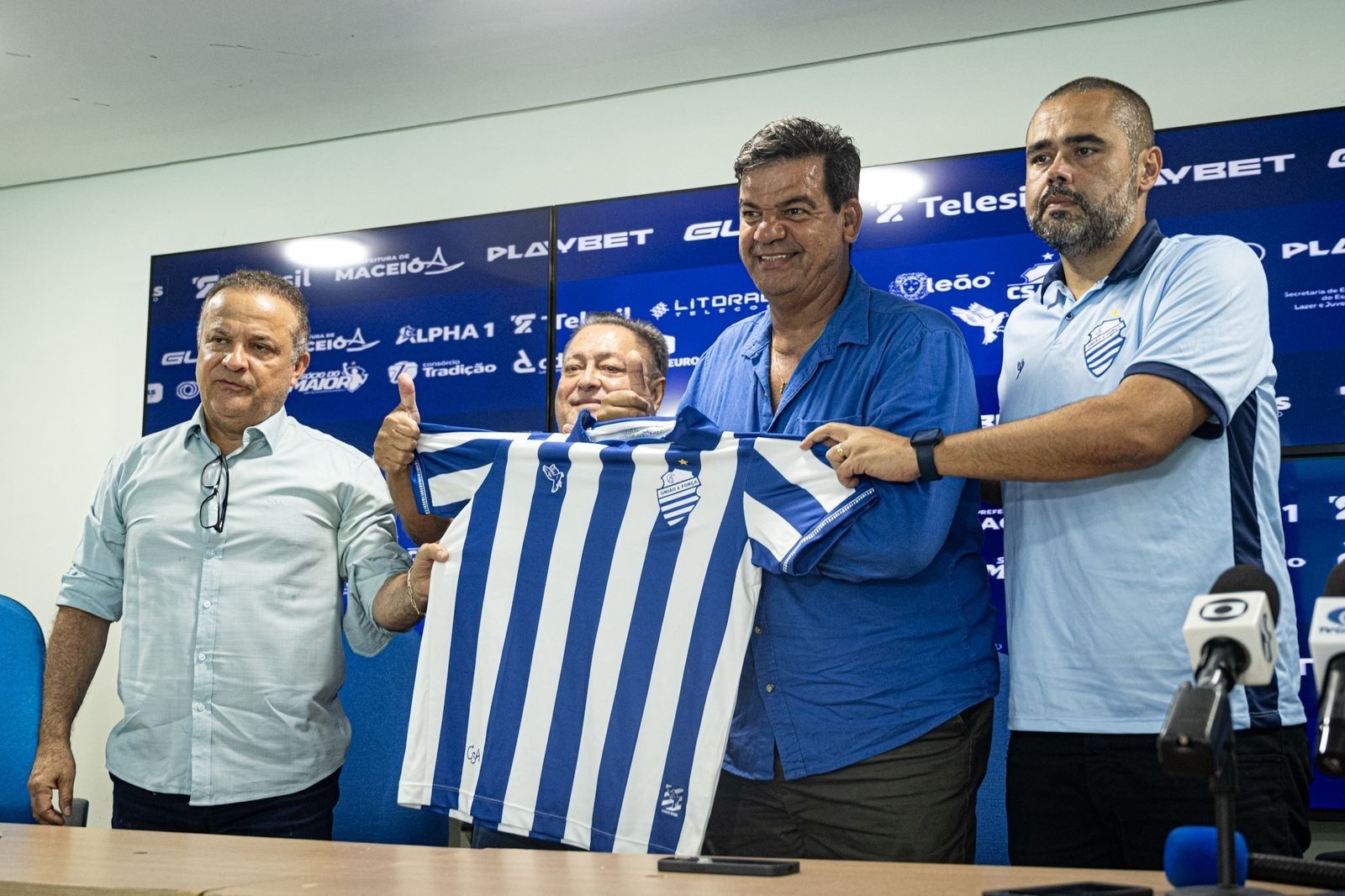 CSA firma parceria com fornecedor de materiais esportivos