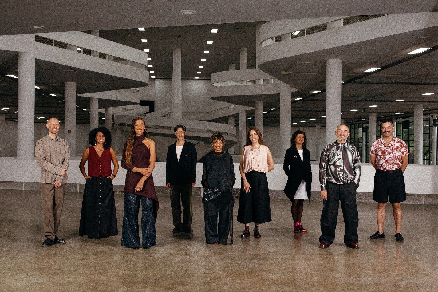 Curadores-chefes da Bienal de São Paulo anunciam equipe para 2027