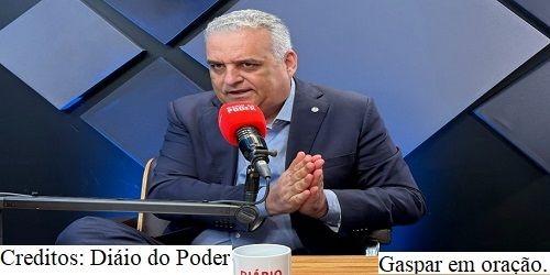 O cerco a Alfredo Gaspar entre partidos e “partidos”
