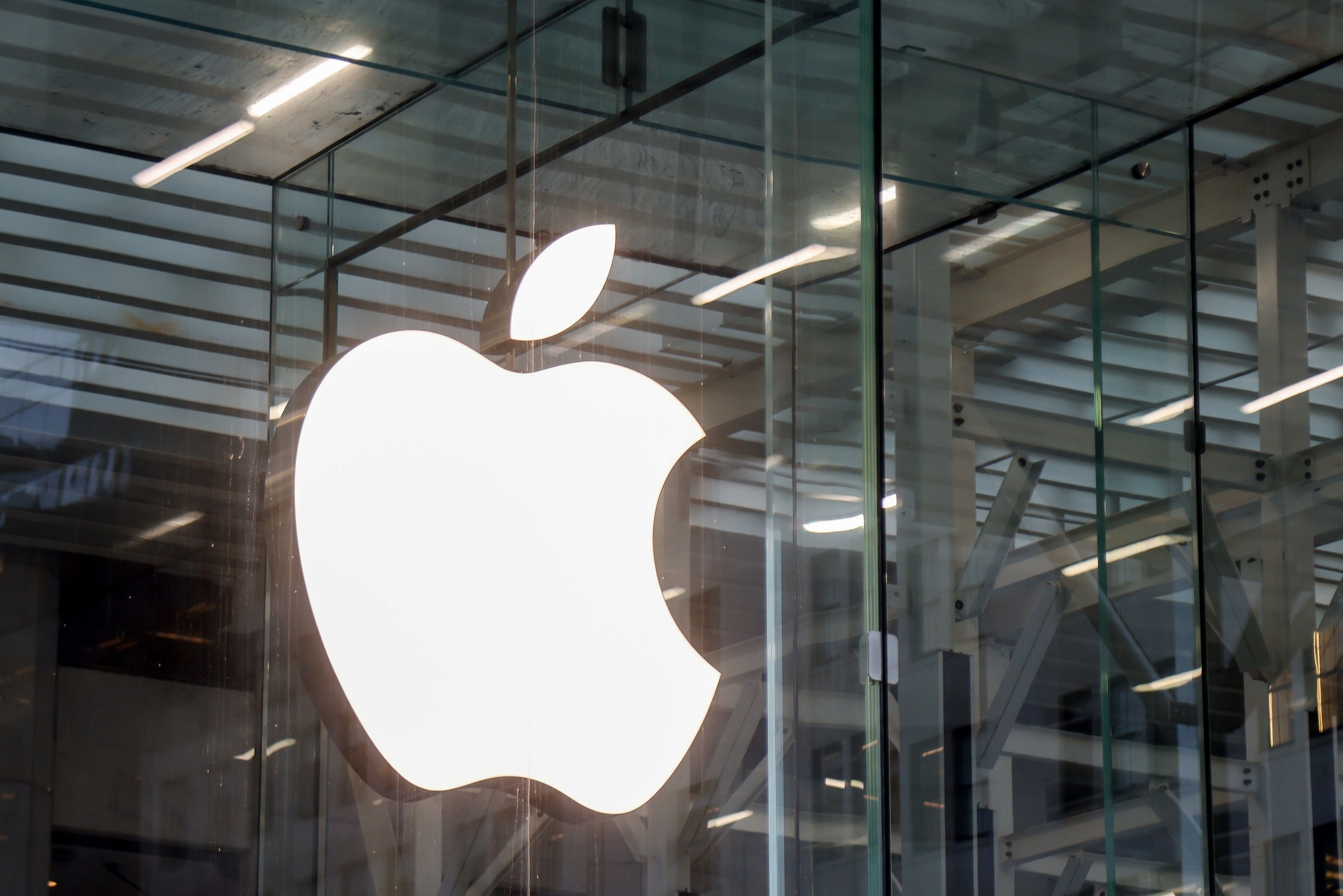 Apple lança novos recursos de IA para iPhone e iPad
