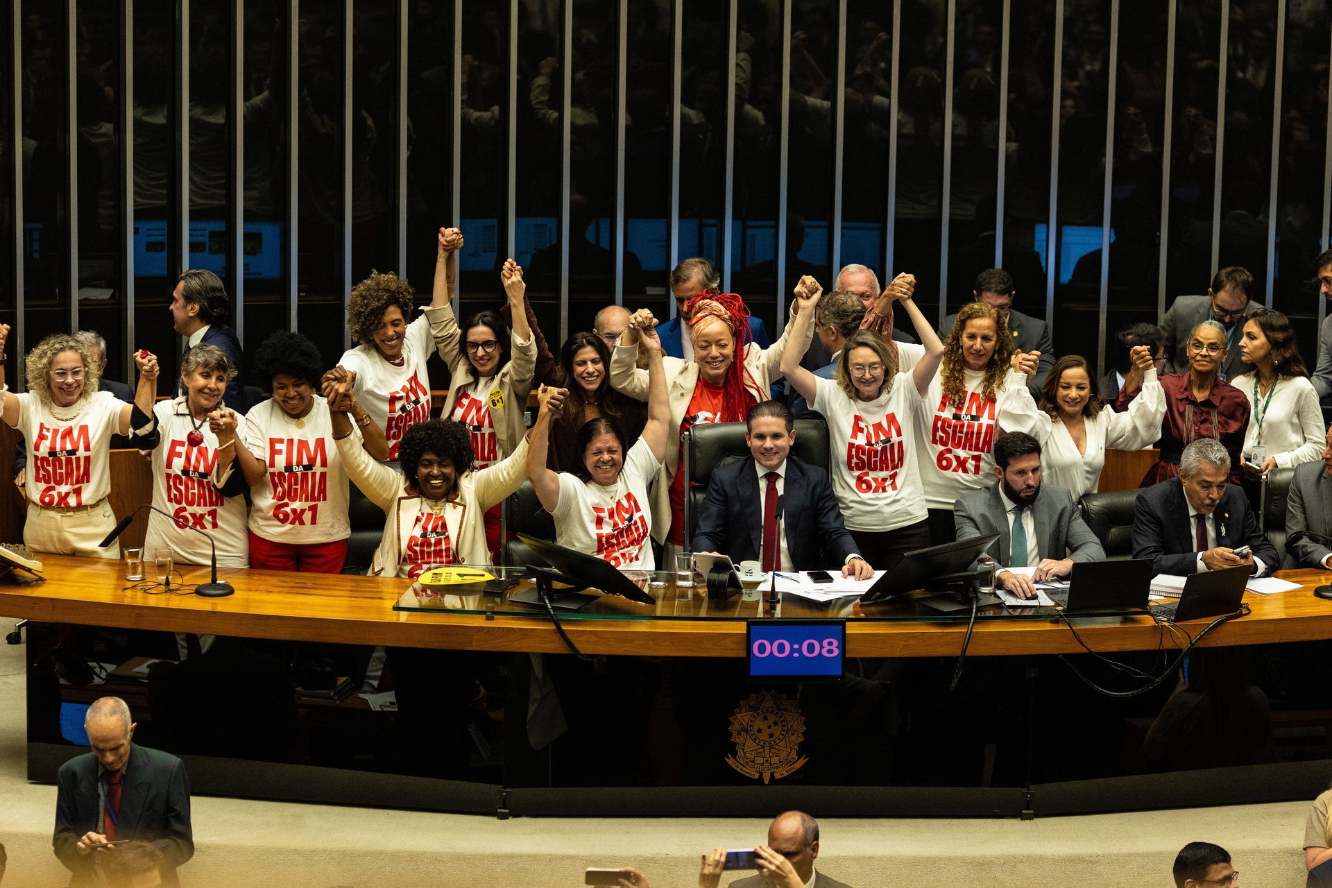 Nova escala 5x2 é aprovada pela Câmara dos Deputados