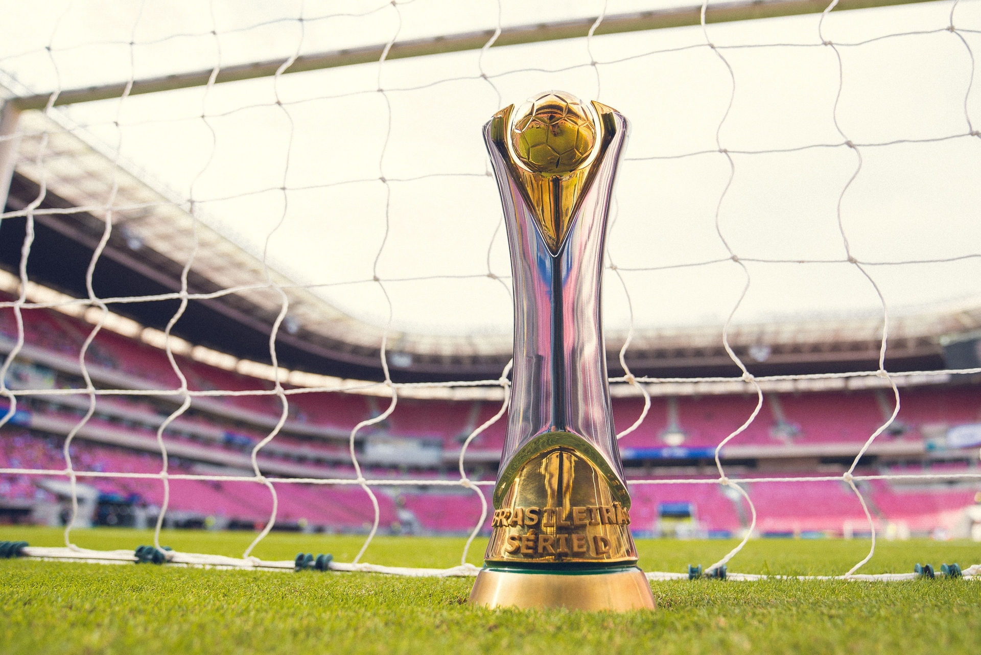 Rogério Siqueira anuncia data da tabela da Série D