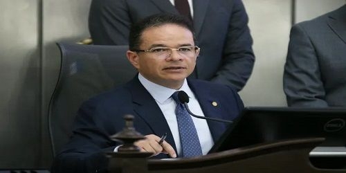 Marcelo Victor sai em defesa dos Renans após episódio com Eudócia Caldas em comissão do Senado