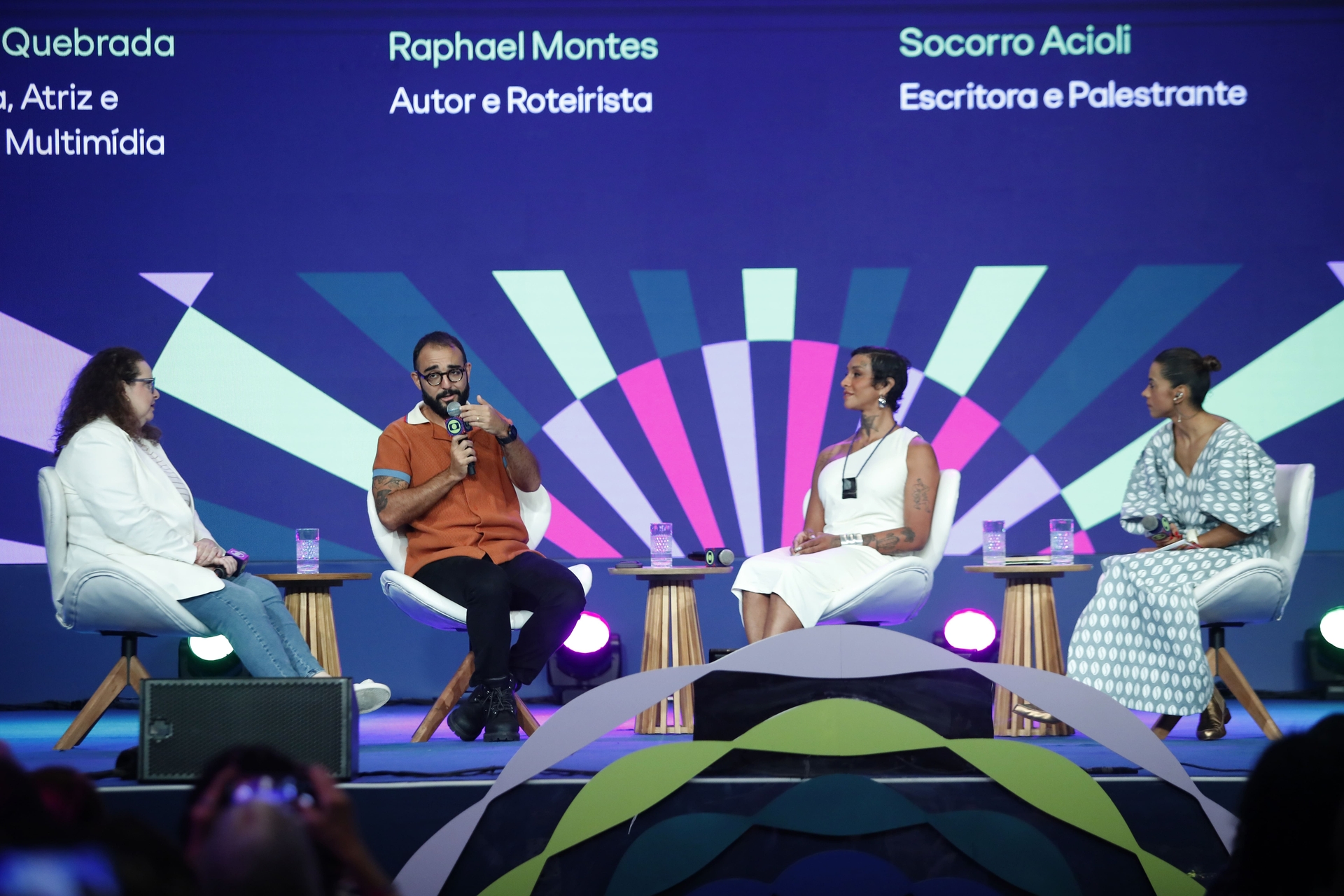 Fernanda Montenegro e escritores discutem educação e cultura no LED