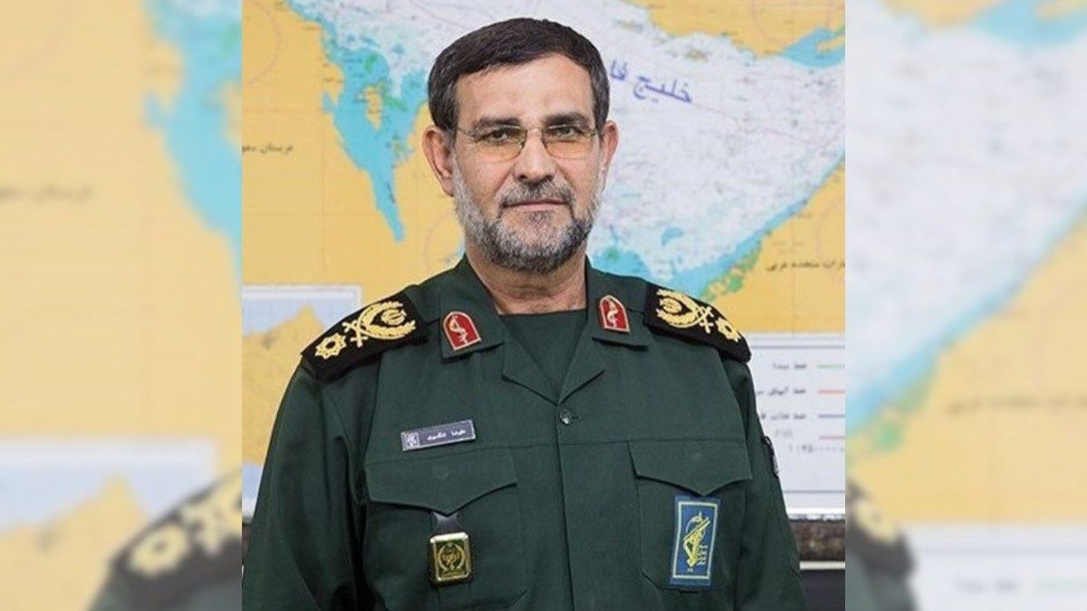 Israeli Bombing Kills Iranian Commander in Hormuz Strait