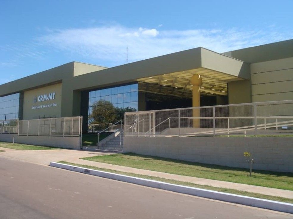 CRM-MT investiga médicos presos por estupro em 24 horas