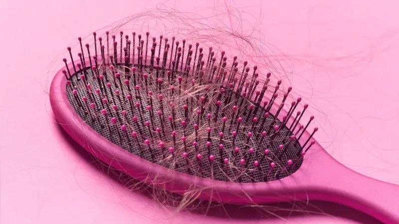 Descoberta sobre queda de cabelo traz esperança a mulheres