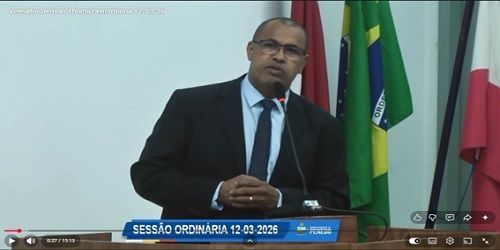 Vereador Derivan Thomaz usa tribuna e reafirma compromisso com obras estruturantes em Penedo