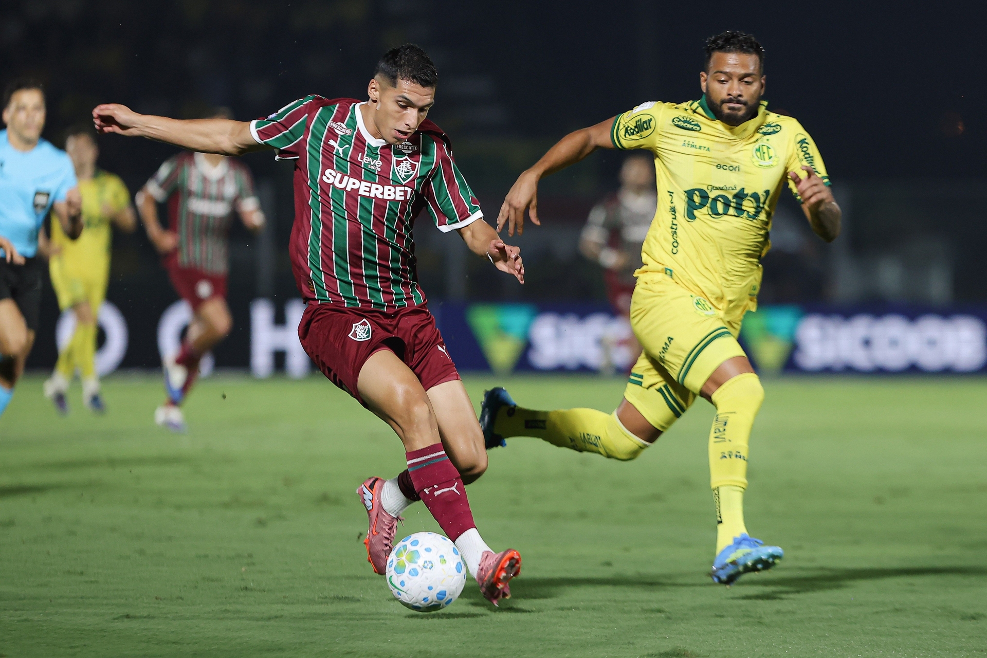 Fluminense perde para o Mirassol em partida apagada