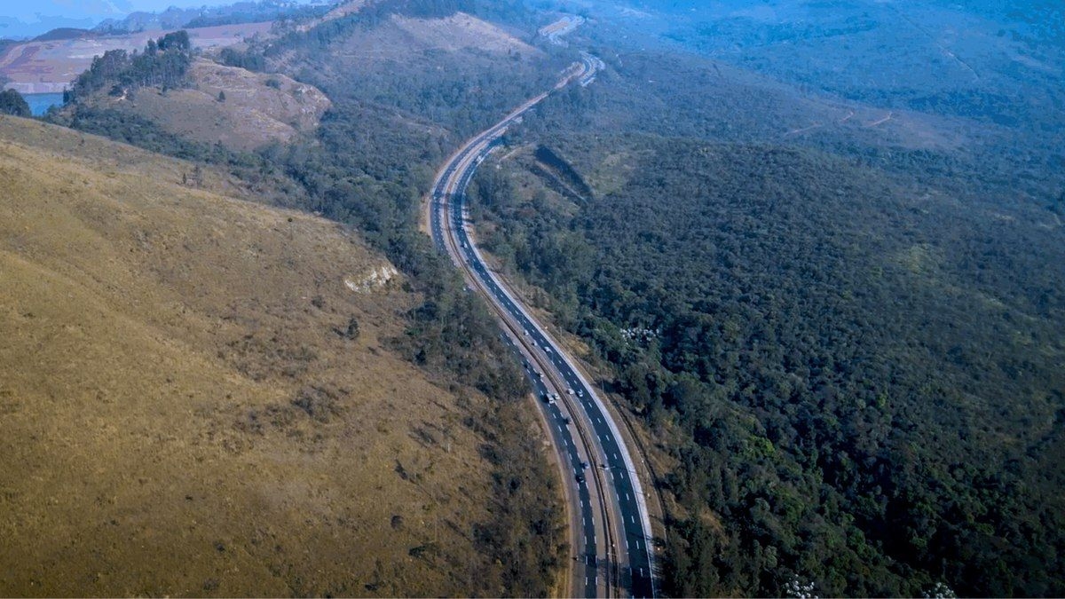 Cármen Lúcia rejeita ação sobre pedágio na BR-040