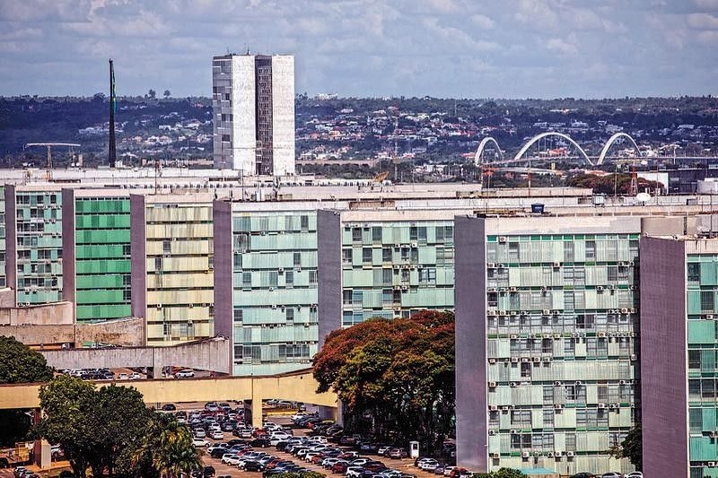 Gastos com pessoal: limite gera tensão entre Poderes