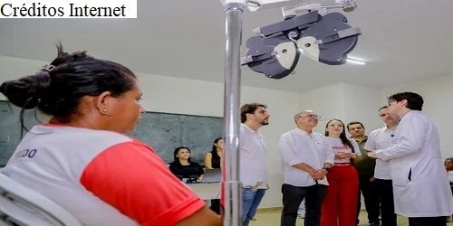 Enquanto a Caravana Faz, os Cães Ladram: Visão para Todos