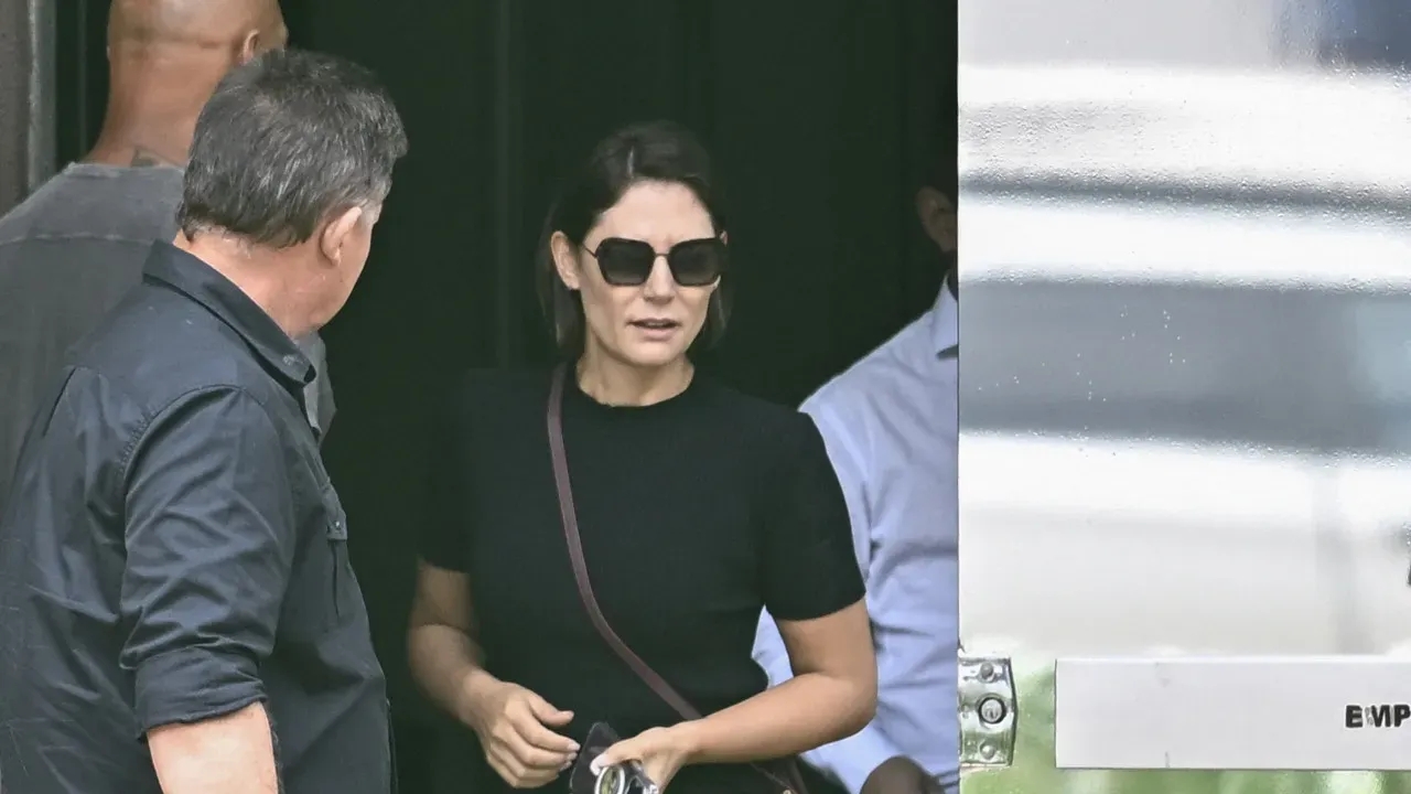 Saúde de Bolsonaro: Michelle atualiza quadro e pede orações