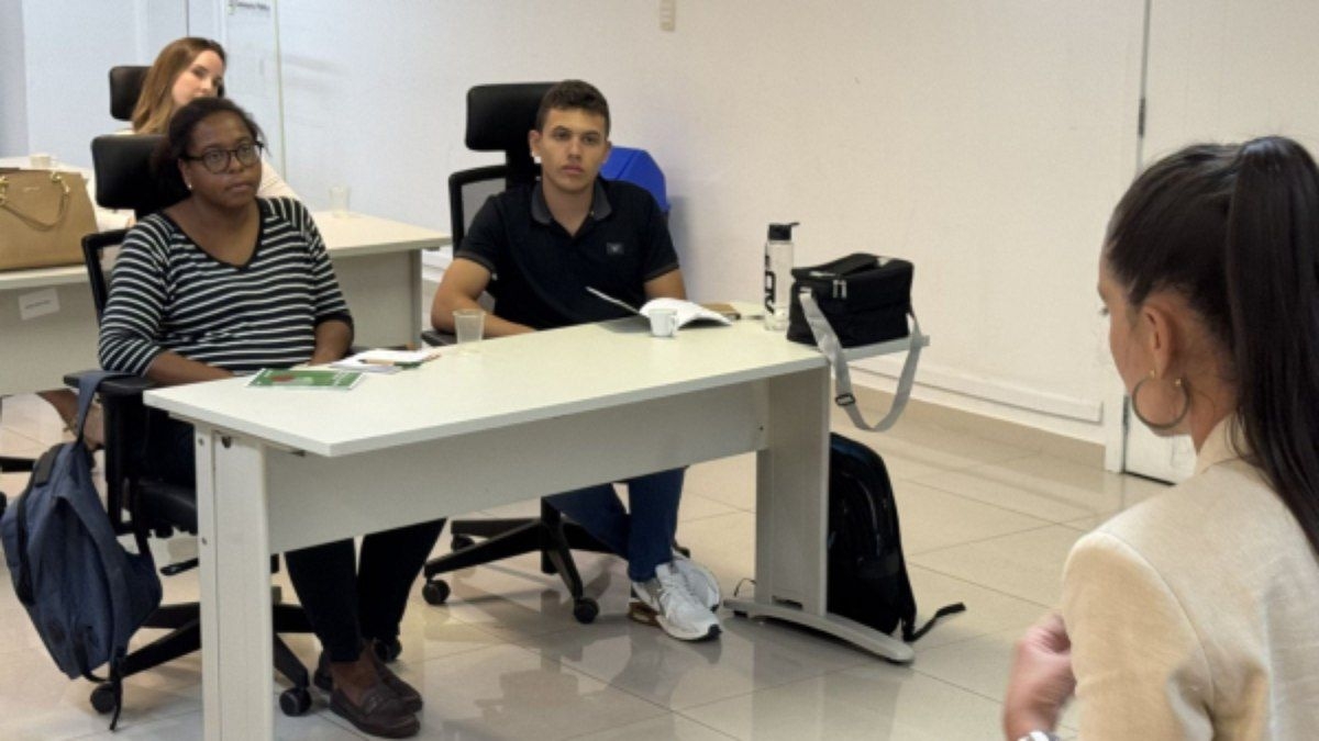 Jovem de 17 anos conquista 1º lugar em concurso público