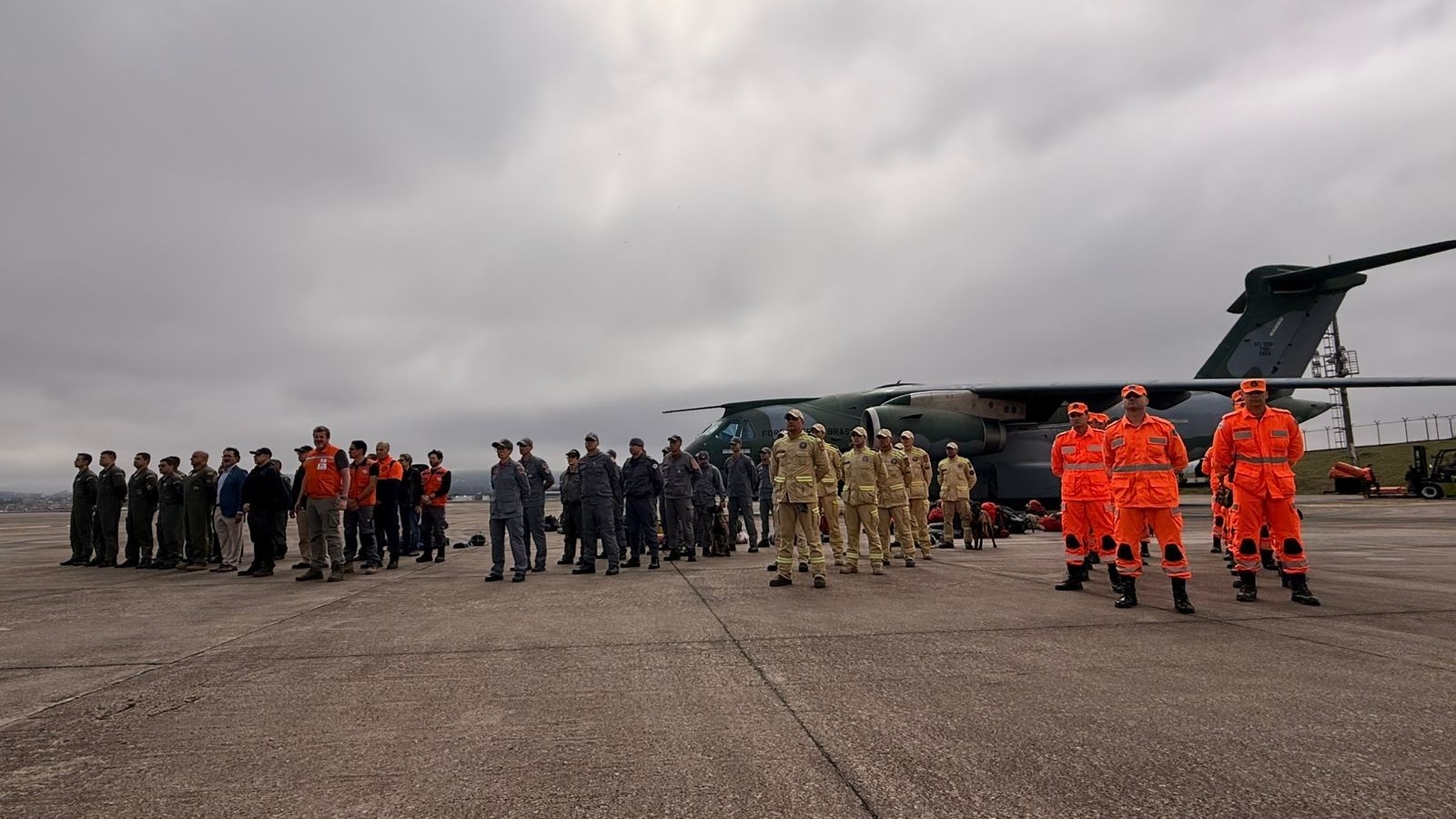 FAB envia ajuda humanitária para a Venezuela com avião