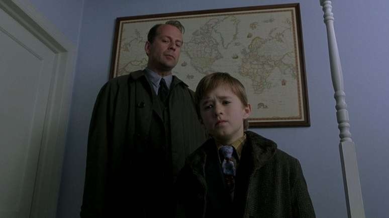 3 dicas sobre a reviravolta final de O Sexto Sentido que estavam ali o tempo todo, mas você não viu