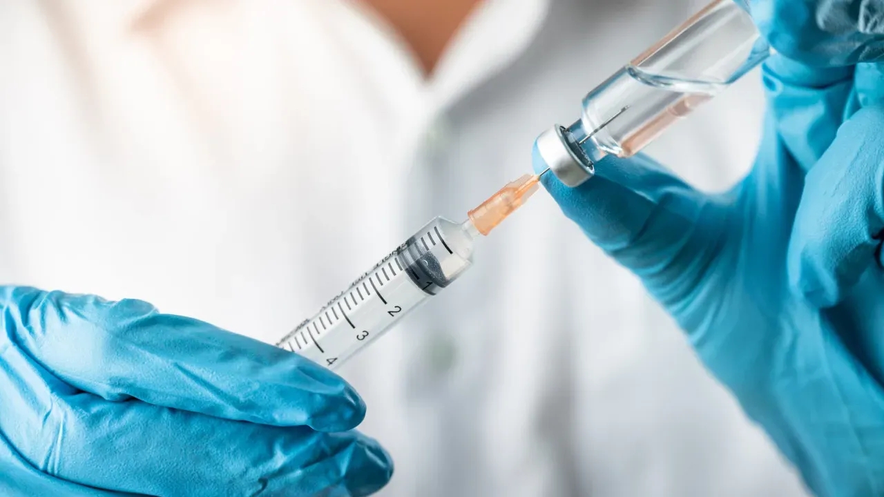 Ministério da Saúde amplia idade para vacinação contra dengue