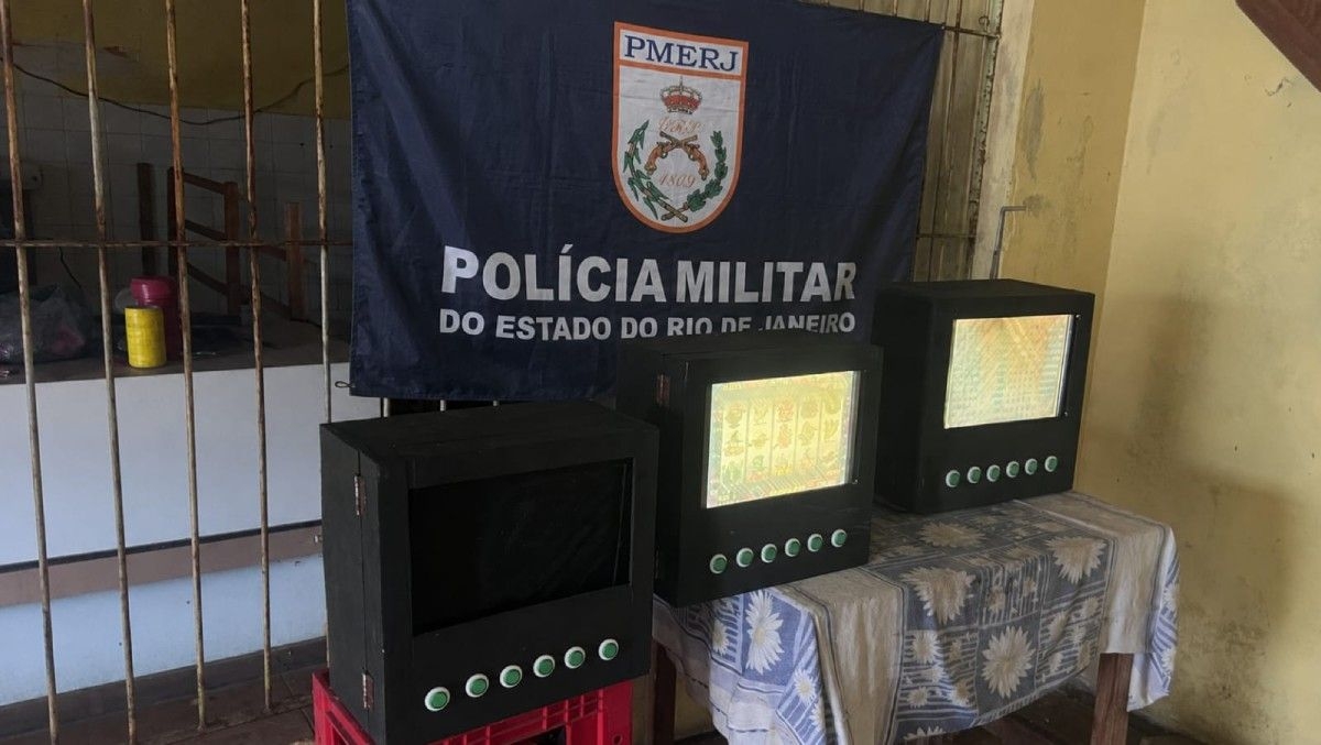 Máquinas caça-níqueis são apreendidas em bar de Resende