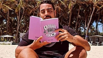 Com mais de 1,3 milhão de seguidores, jovem influenciador literário participa da FliPenedo