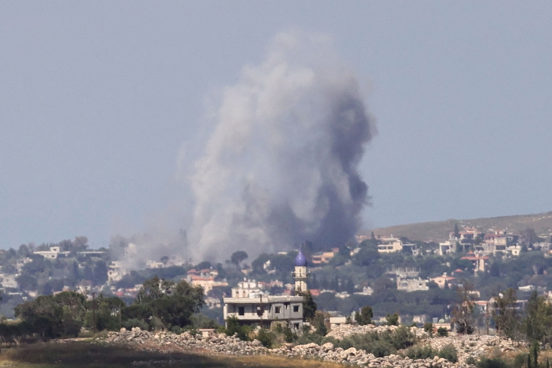 Israel e Líbano firmam acordos de cessar-fogo e segurança