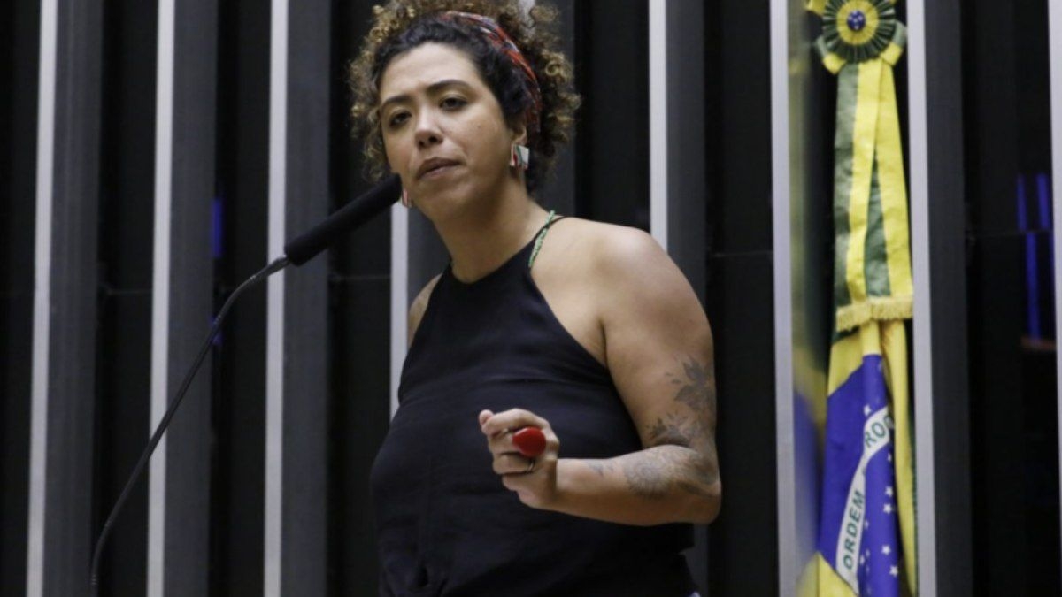 Projeto de Lei torna obrigatório o Ligue 180